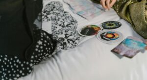 Rüya Tabiri Rehberi: Rüyamda Gördüm Nedir? Rüya Tabiri Rehberi: Rüyamda Gördüm Nedir?